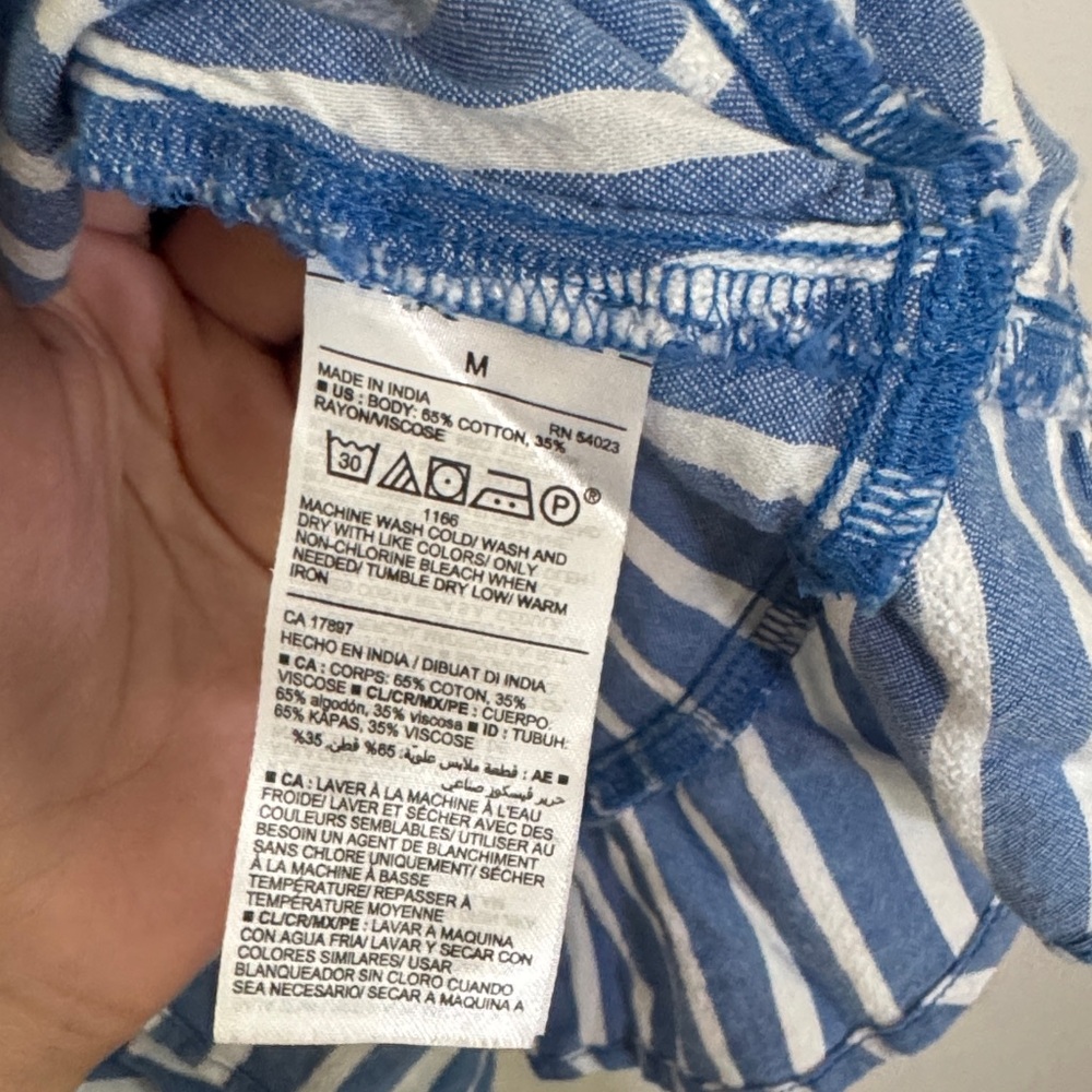 Old Navy Blue and White Textured dress - Picture 3 of 4